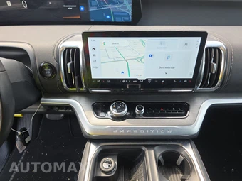 2025 Ford Expedition MAX Platinum - miniatura 11