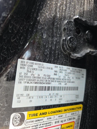 2025 Ford Expedition MAX Platinum - miniatura 14
