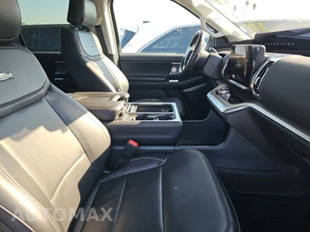 2025 Ford Expedition MAX Platinum - miniatura 8