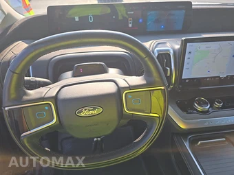 2025 Ford Expedition MAX Platinum - miniatura 31