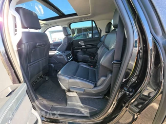 2025 Ford Expedition MAX Platinum - miniatura 13