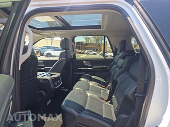 2025 Ford Expedition MAX Platinum - miniatura 9