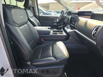 2025 Ford Expedition MAX Platinum - miniatura 8