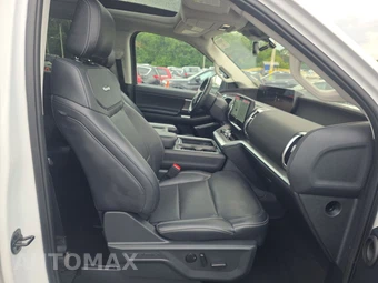 2025 Ford Expedition MAX Platinum - miniatura 8
