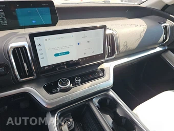 2025 Ford Expedition MAX Platinum - miniatura 11