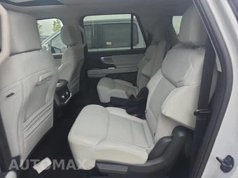 2025 Ford Expedition MAX Platinum - miniatura 16