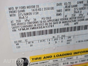 2025 Ford Expedition MAX Platinum - miniatura 5