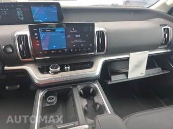 2025 Ford Expedition MAX Platinum - miniatura 11