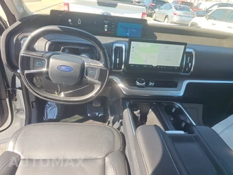 2025 Ford Expedition MAX Platinum - miniatura 17