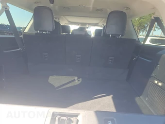 2025 Ford Expedition MAX Platinum - miniatura 24