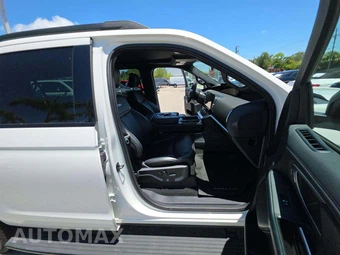 2025 Ford Expedition MAX Platinum - miniatura 19