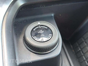 2025 Ford Expedition MAX Platinum - miniatura 31