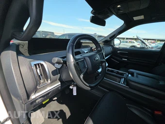 2025 Ford Expedition MAX Platinum - miniatura 10