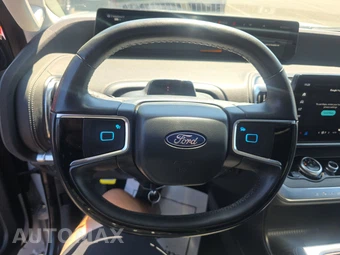 2025 Ford Expedition Platinum - miniatura 10