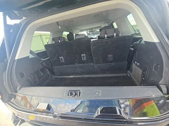 2025 Ford Expedition Platinum - miniatura 17