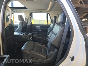 2025 Ford Expedition Platinum - miniatura 13