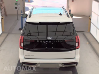 2025 Ford Expedition Platinum - miniatura 5