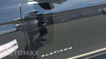2025 Ford Expedition Platinum - miniatura 15