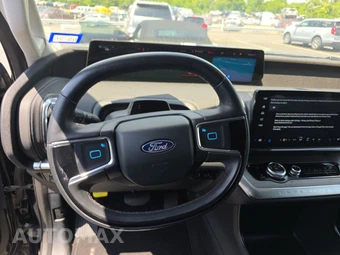 2025 Ford Expedition Platinum - miniatura 23
