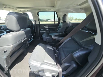 2025 Ford Expedition Platinum - miniatura 13