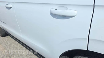 2025 Ford Expedition Platinum - miniatura 24