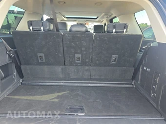 2025 Ford Expedition Platinum - miniatura 11
