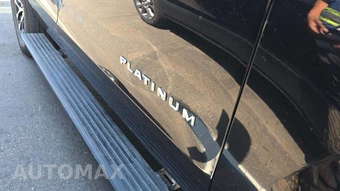 2025 Ford Expedition Platinum - miniatura 25