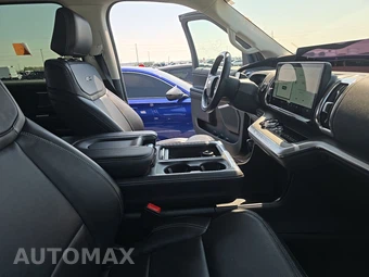 2025 Ford Expedition Platinum - miniatura 8