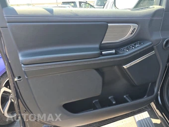 2025 Ford Expedition Platinum - miniatura 9