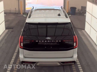 2025 Ford Expedition Platinum - miniatura 5