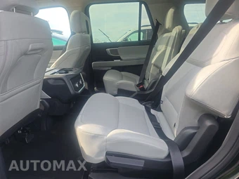 2025 Ford Expedition Platinum - miniatura 9