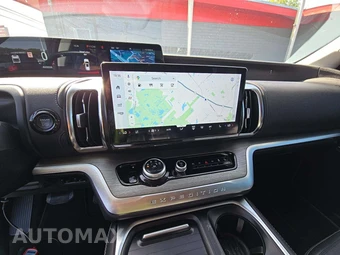 2025 Ford Expedition Platinum - miniatura 10