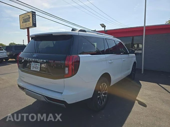 2025 Ford Expedition Platinum - miniatura 3