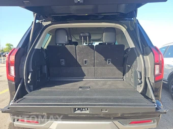 2025 Ford Expedition Platinum - miniatura 11