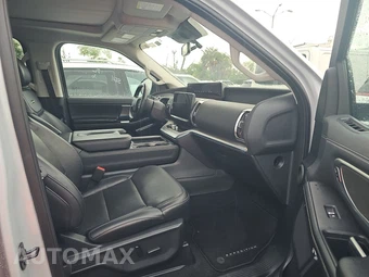 2025 Ford Expedition Platinum - miniatura 8