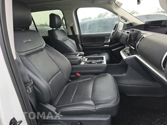2025 Ford Expedition Platinum - miniatura 8