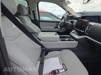 2025 Ford Expedition Platinum - miniatura 30