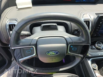 2025 Ford Expedition Platinum - miniatura 10