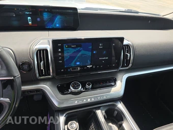 2025 Ford Expedition Platinum - miniatura 11