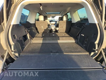 2025 Ford Expedition Platinum - miniatura 17