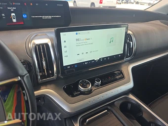 2025 Ford Expedition Platinum - miniatura 11