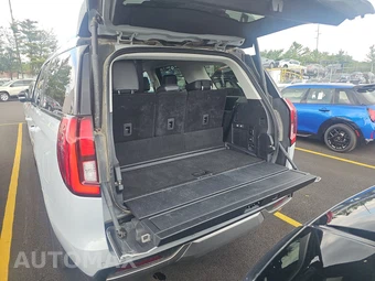 2025 Ford Expedition Platinum - miniatura 17