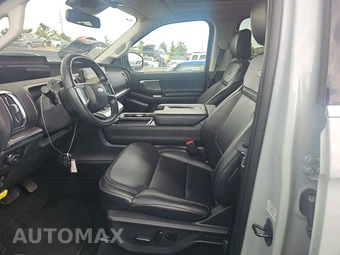 2025 Ford Expedition Platinum - miniatura 7