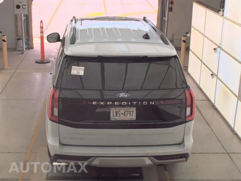 2025 Ford Expedition Platinum - miniatura 5
