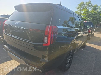 2025 Ford Expedition Platinum - miniatura 4