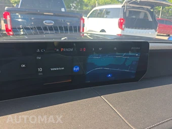 2025 Ford Expedition Platinum - miniatura 8