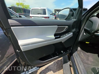 2025 Ford Expedition Platinum - miniatura 9