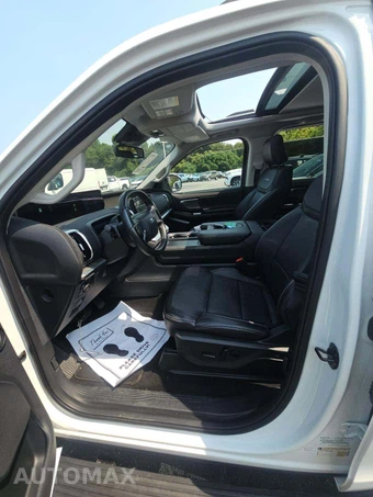 2025 Ford Expedition Platinum - miniatura 6