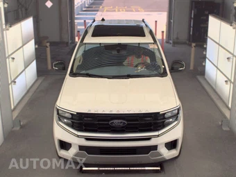 2025 Ford Expedition Platinum - miniatura 17