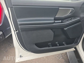 2025 Ford Expedition Platinum - miniatura 20